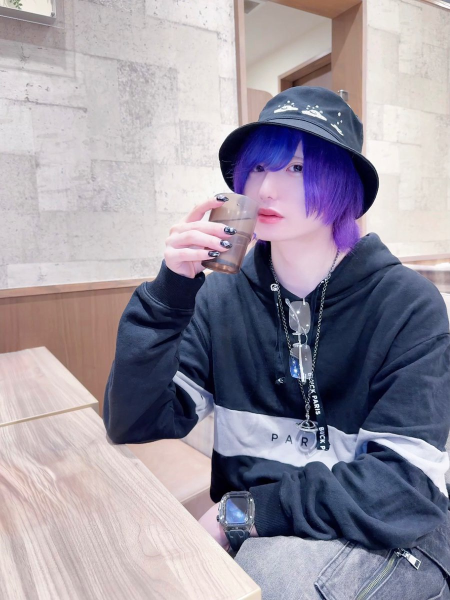 夢川閔巳 近影2