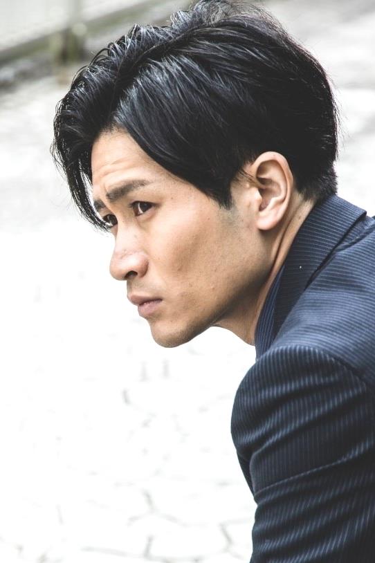 夢川閔巳 近影1