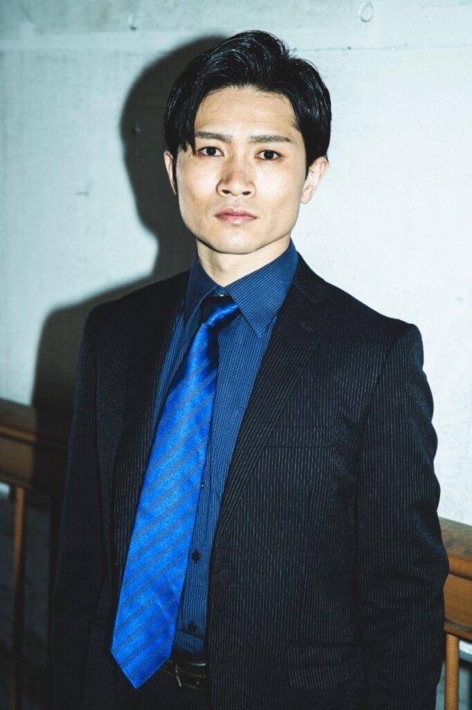 夢川閔巳 近影1