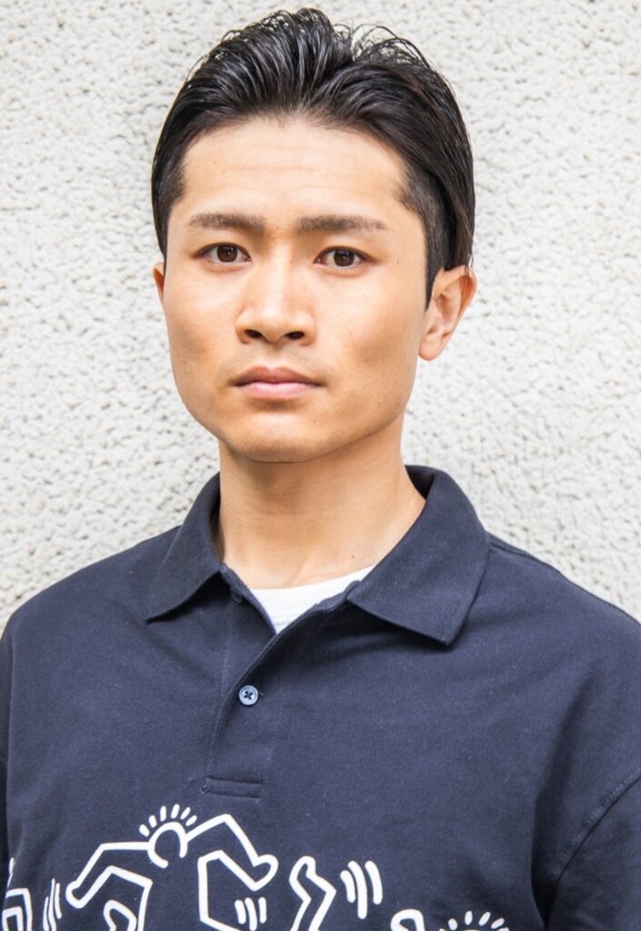 夢川閔巳 近影1