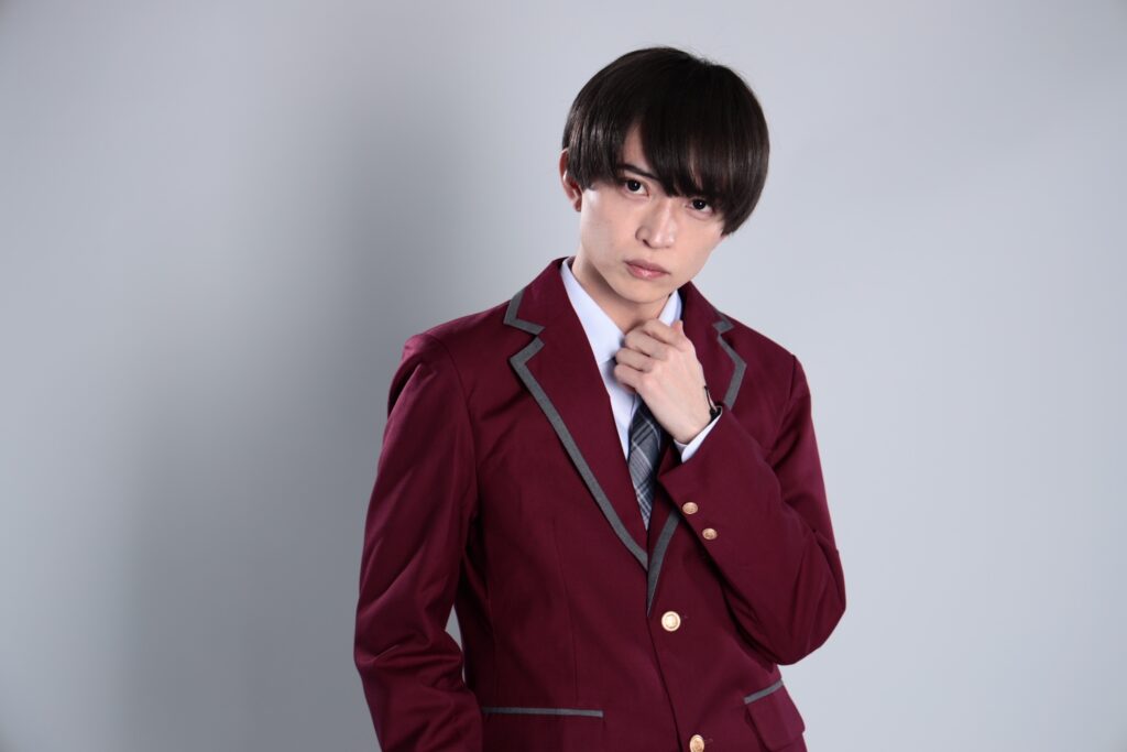 夢川閔巳 近影1